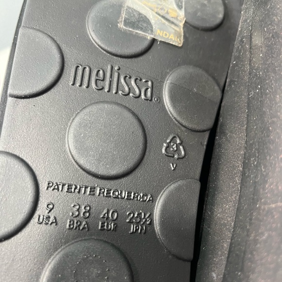 Melissa Reed wine iridescent sneakers size 9M women’s NWT - Picture 4 of 5